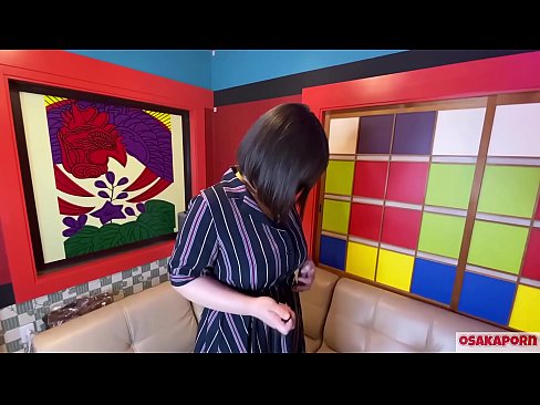 ❤️ Puttana giapponese con grandi tette si masturba con sex toys e ha un orgasmo. Parla in un'intervista della sua esperienza di scopata. Tette enormi e figa pelosa che geme forte. Osakaporn ️❌ Super sessoal it.osagoassist.ru ☑